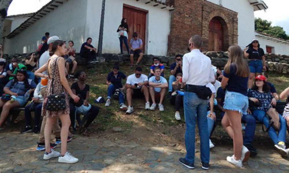 La plataforma que contribuye con el trabajo de los guías de turismo en Colombia