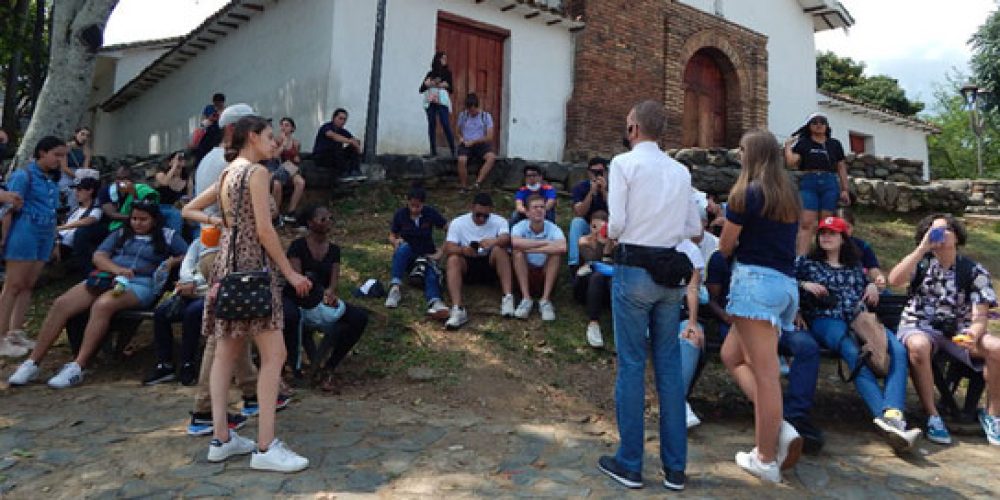 La plataforma que contribuye con el trabajo de los guías de turismo en Colombia