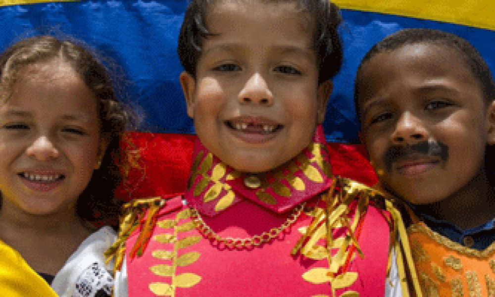 Celebra el 20 de julio viajando por Colombia