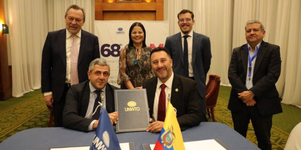 Quien es la colombiana que lidera el turismo mundial