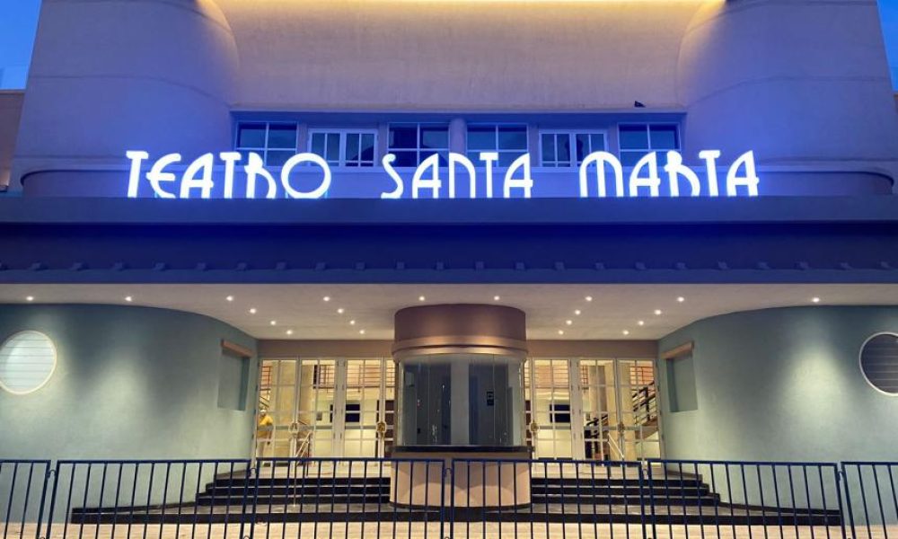 Reapertura del histórico Teatro De Santa Marta